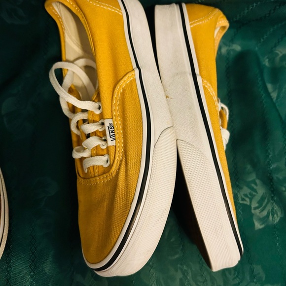 2 pairs Womens Vans size 6.5 Green Floral Yellow very good condition see photos - Picture 7 of 8